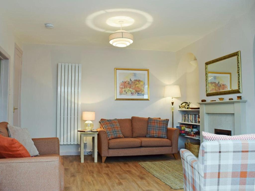 Whiskey Cottage room 3